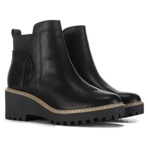DV Dolce Vita Rielle Ankle Bootie
